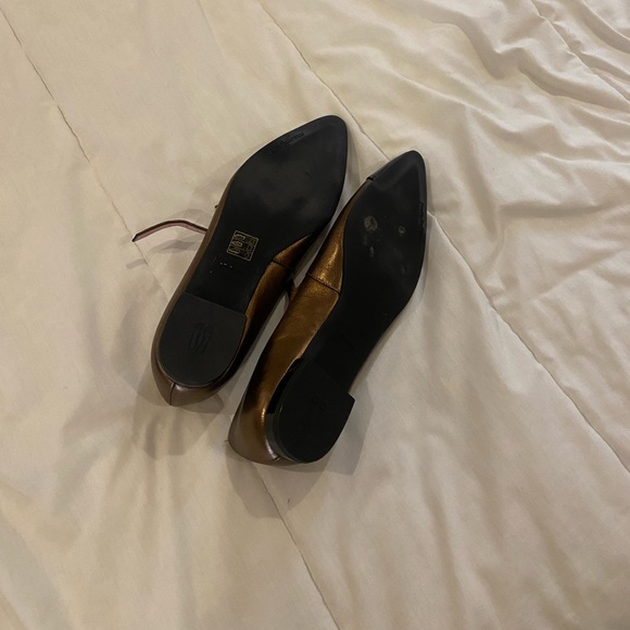 NEW PrettyBallerinas flats in gold/black - Picture 11 of 11